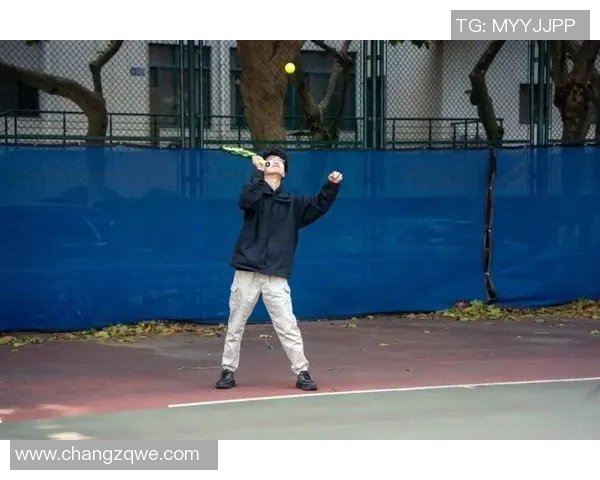 重庆网球队的精神与发展探索：网球运动在城市中的崛起与影响